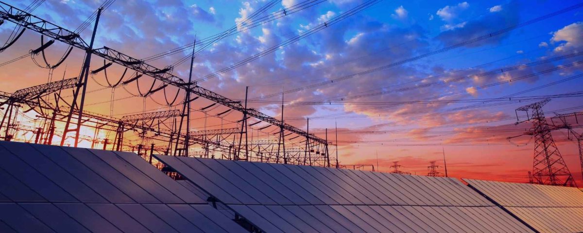 Instalación de autoconsumo fotovoltaico con baterías en entorno industrial para optimización energética y reducción de costes eléctricos