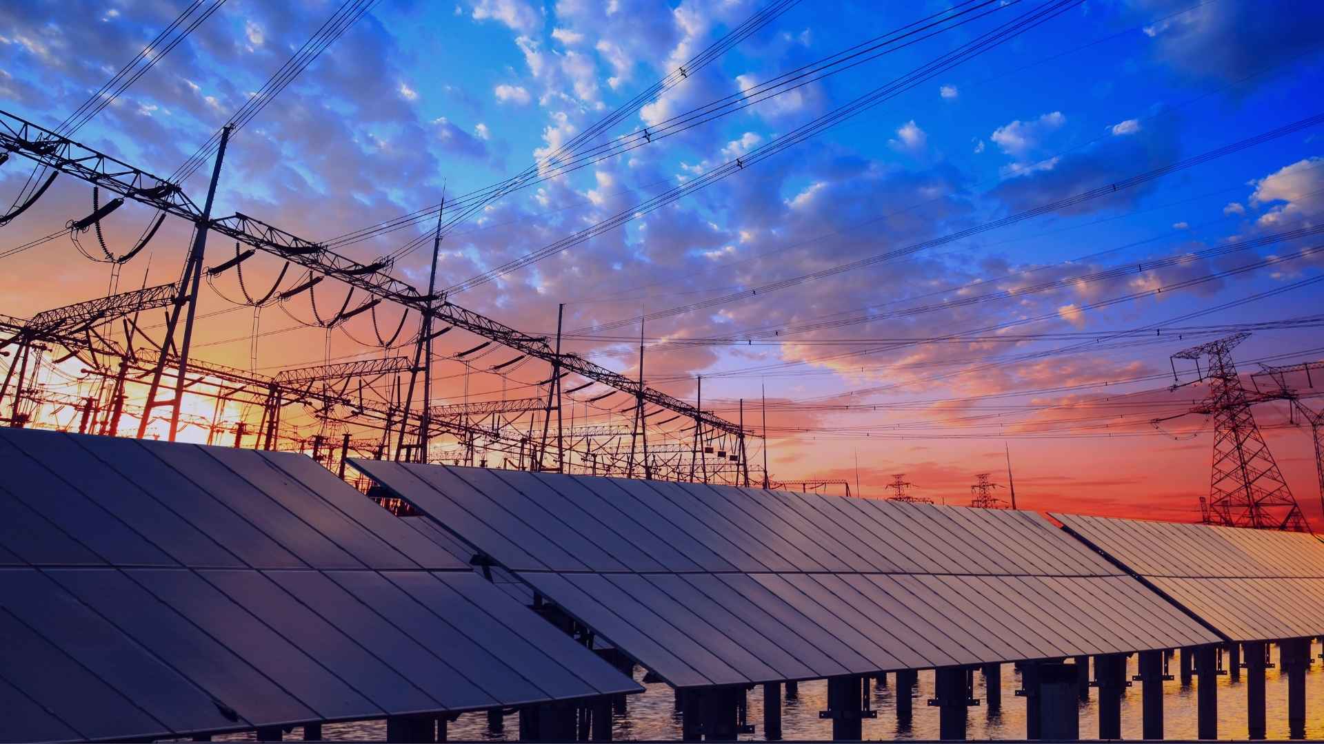 Instalación de autoconsumo fotovoltaico con baterías en entorno industrial para optimización energética y reducción de costes eléctricos