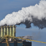 Instalación industrial con alto consumo eléctrico y sistemas energéticos para ayudas CO2 y electrointensivos