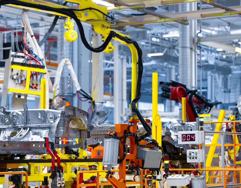 Línea automatizada de automoción, ejemplo de consumo industrial con potencial de flexibilidad para el SRAD